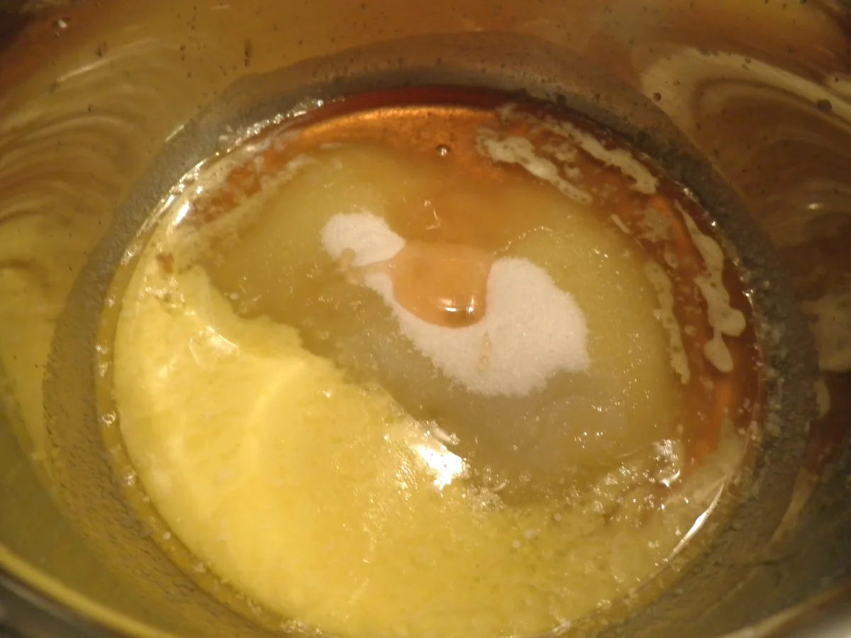 Kleiner Apfelkuchen mit Mandelboden ... zugedeckt nach "Florentiner Art" ... - Rezept - Bild Nr. 3840