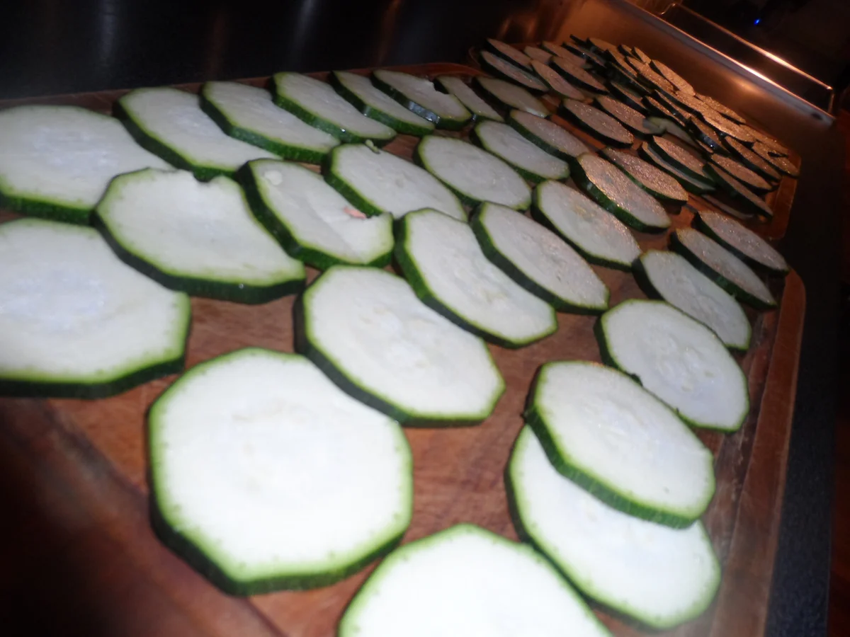 Rezept: BiNe` S ZUCCHINICHIPS Bild Nr. 3850 BiNe` S ZUCCHINICHIPS - Rezept - Bild Nr. 3850