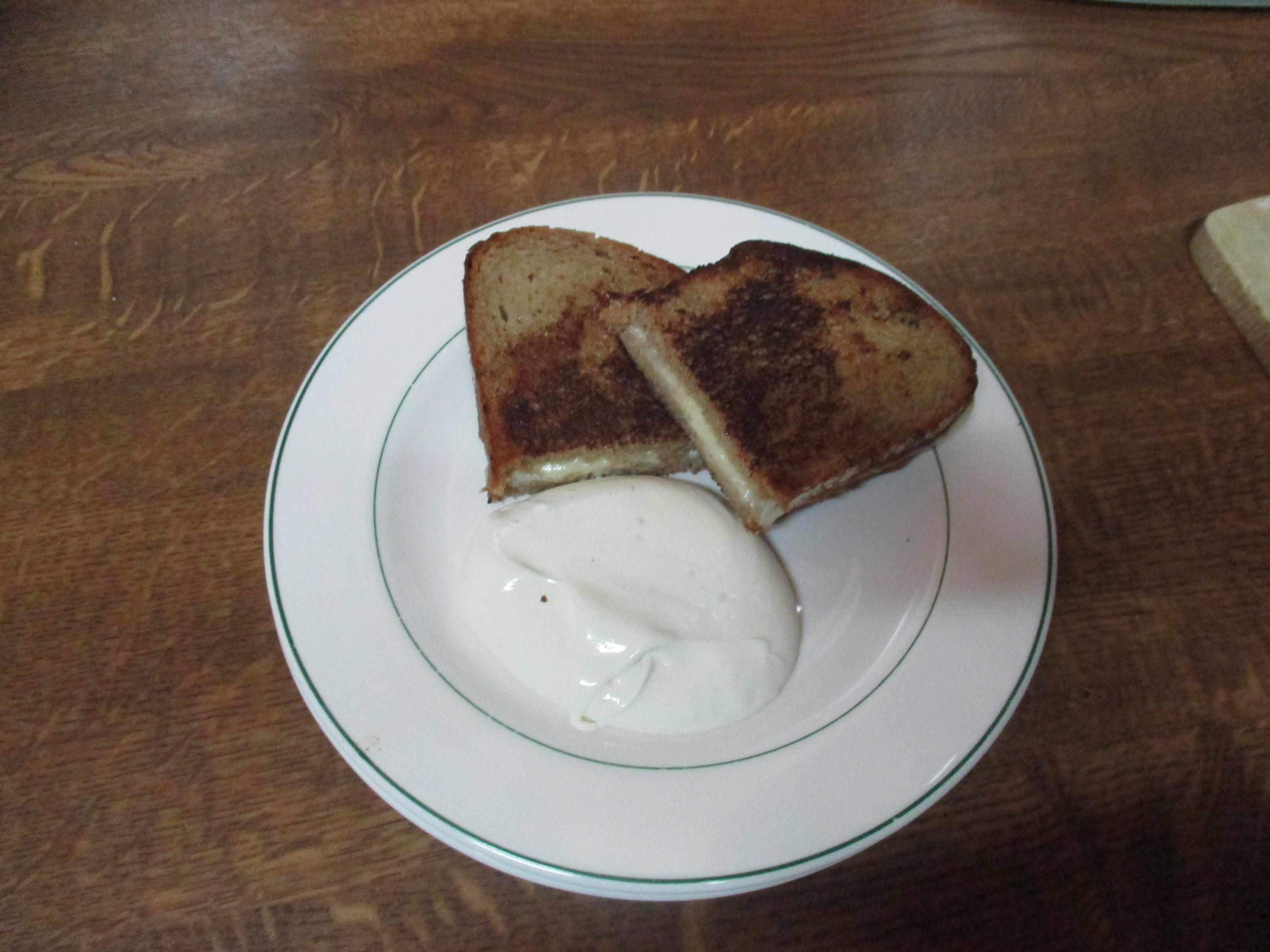 Bilder für Gebratenes Käsebrot mit Dip - Rezept