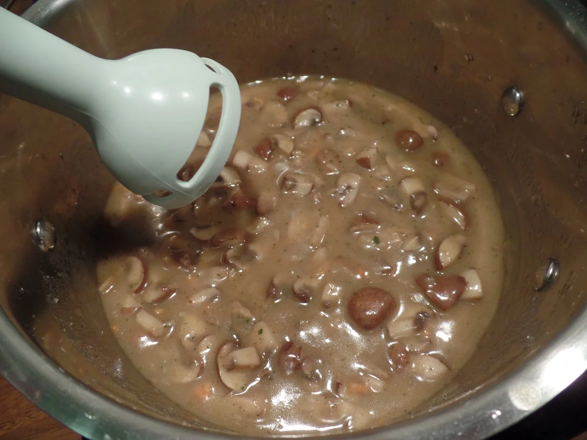 Rezept: Champignon-Creme -Suppe Bild Nr. 3905 Champignon-Creme -Suppe - Rezept - Bild Nr. 3905