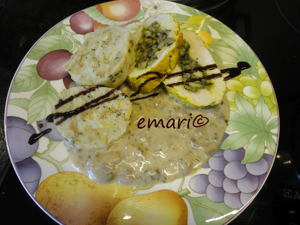 Gefüllter Putenbraten mit Steinpilzsauce - Rezept - Bild Nr. 3915