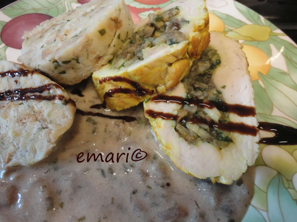 Gefüllter Putenbraten mit Steinpilzsauce - Rezept - Bild Nr. 3916