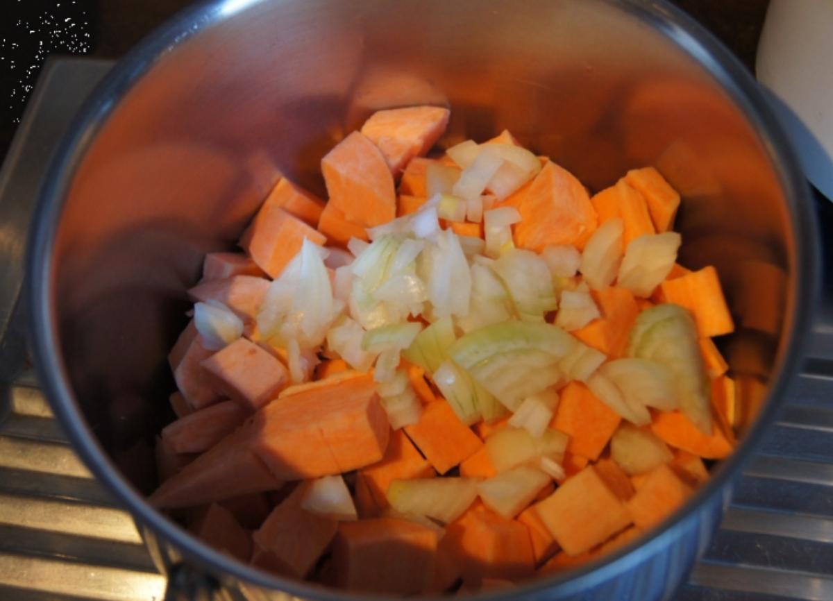 Sesam-Kotelett mit Süßkartoffelstampf und Rote Bete Salat - Rezept - Bild Nr. 3948