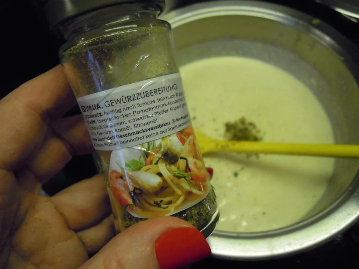 Rezept: Mediterane Putenpfanne mit Parpadelle in Zitronensauce Bild Nr. 1843 Mediterane Putenpfanne mit Parpadelle in Zitronensauce - Rezept - Bild Nr. 1843