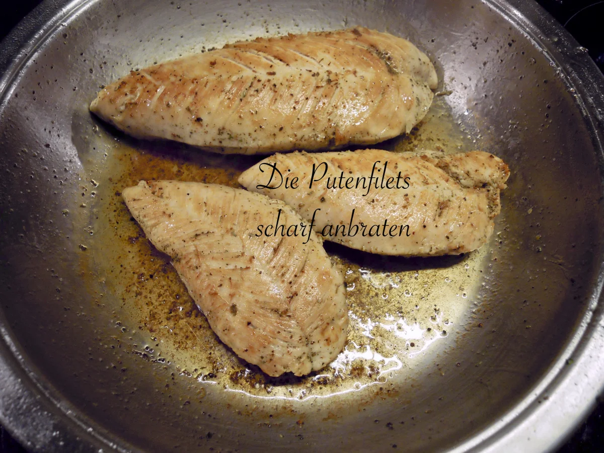 Rezept: Mediterane Putenpfanne mit Parpadelle in Zitronensauce Bild Nr. 1846 Mediterane Putenpfanne mit Parpadelle in Zitronensauce - Rezept - Bild Nr. 1846