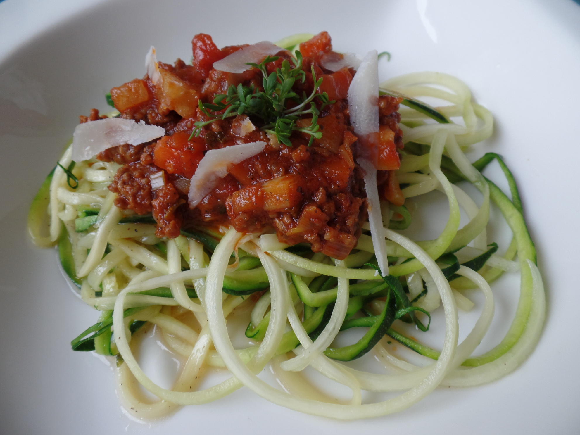 Bilder für Zucchini-Spaghetti mit Bolognese - Rezept