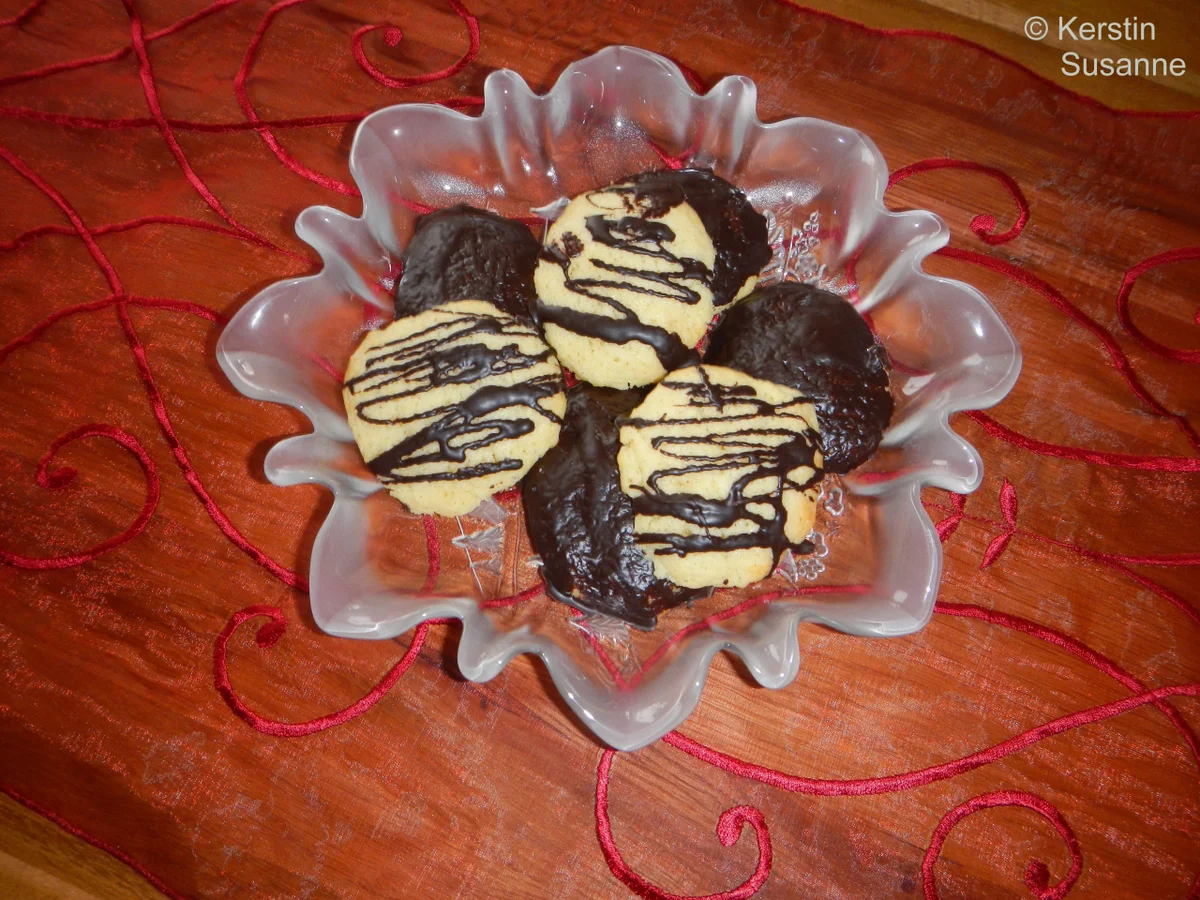 Rezept: Schokoladentaler Bild Nr. 1342 Schokoladentaler - Rezept - Bild Nr. 1342