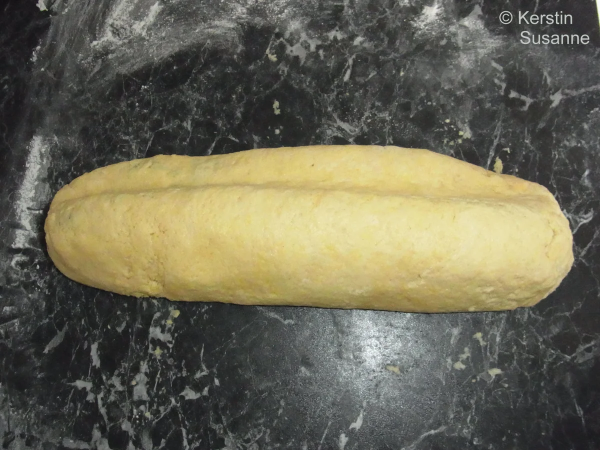 Rezept: Rosinen-Stollen Bild Nr. 4825 Rosinen-Stollen - Rezept - Bild Nr. 4825