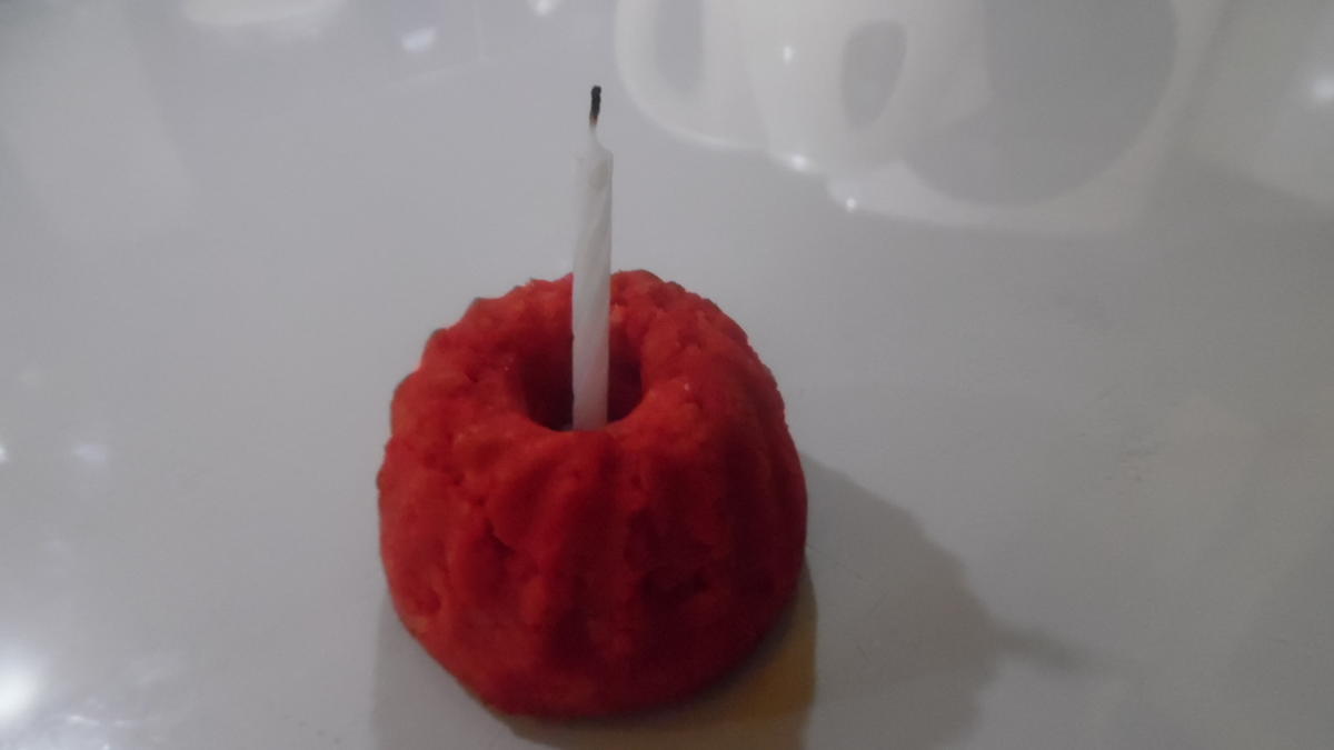 Mini-Rührkuchen....."Geburtstags-Torte" einmal anders............. - Rezept - Bild Nr. 4013