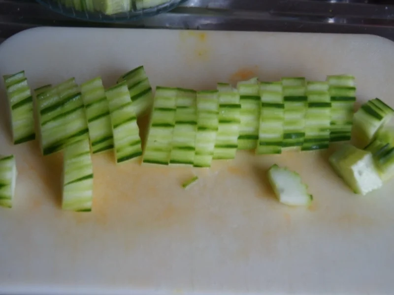 Lachsfilet mit Dill-Salatgurke-und Drillingen - Rezept - Bild Nr. 4026