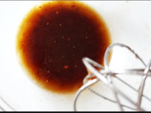 Früchtesalat mit roter Quinoa in Parmigiano Körbchen - Rezept - Bild Nr. 4029