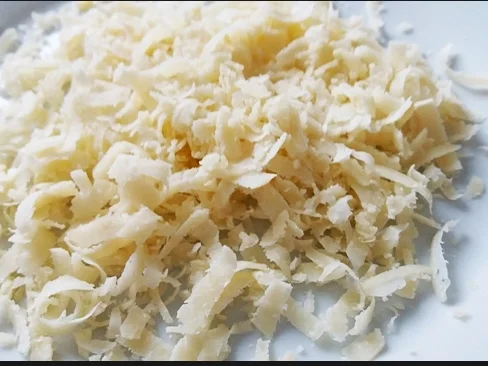 Früchtesalat mit roter Quinoa in Parmigiano Körbchen - Rezept - Bild Nr. 4033