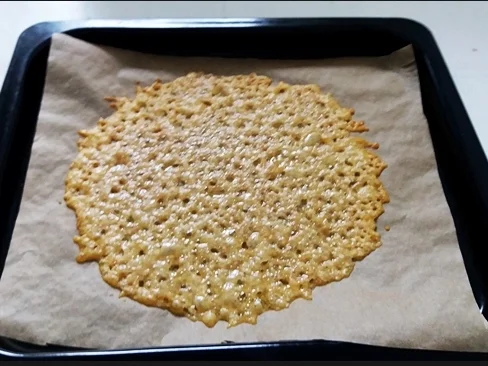 Früchtesalat mit roter Quinoa in Parmigiano Körbchen - Rezept - Bild Nr. 4035