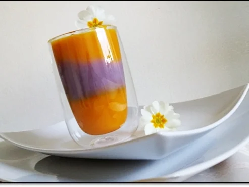 Hokkaido-Trüffelkartoffel-Cremesuppe in doppelwandigen Gläsern  serviert. - Rezept - Bild Nr. 4022