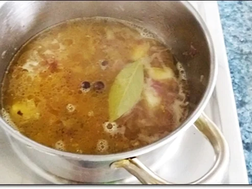 Hokkaido-Trüffelkartoffel-Cremesuppe in doppelwandigen Gläsern  serviert. - Rezept - Bild Nr. 4026