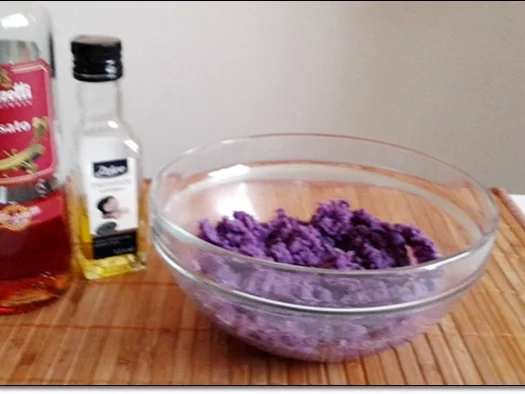 Gebratenes Lachsfilet mit Trüffelkartoffel-Türmchen  auf  Rivaner -Safransauce - Rezept - Bild Nr. 4031