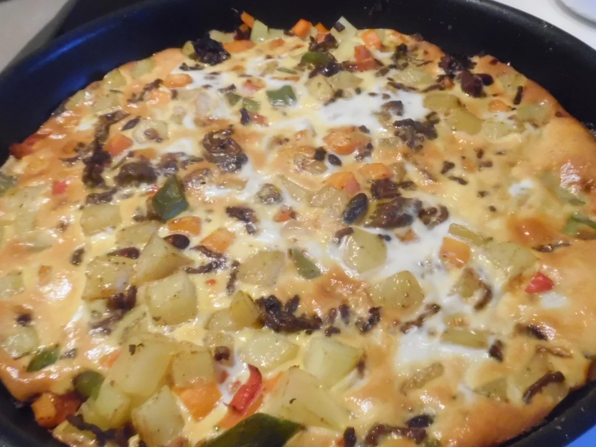 Kartoffel-Hackfleisch-Tortilla mit Joghurt-Dip und Salat - Rezept - Bild Nr. 4031