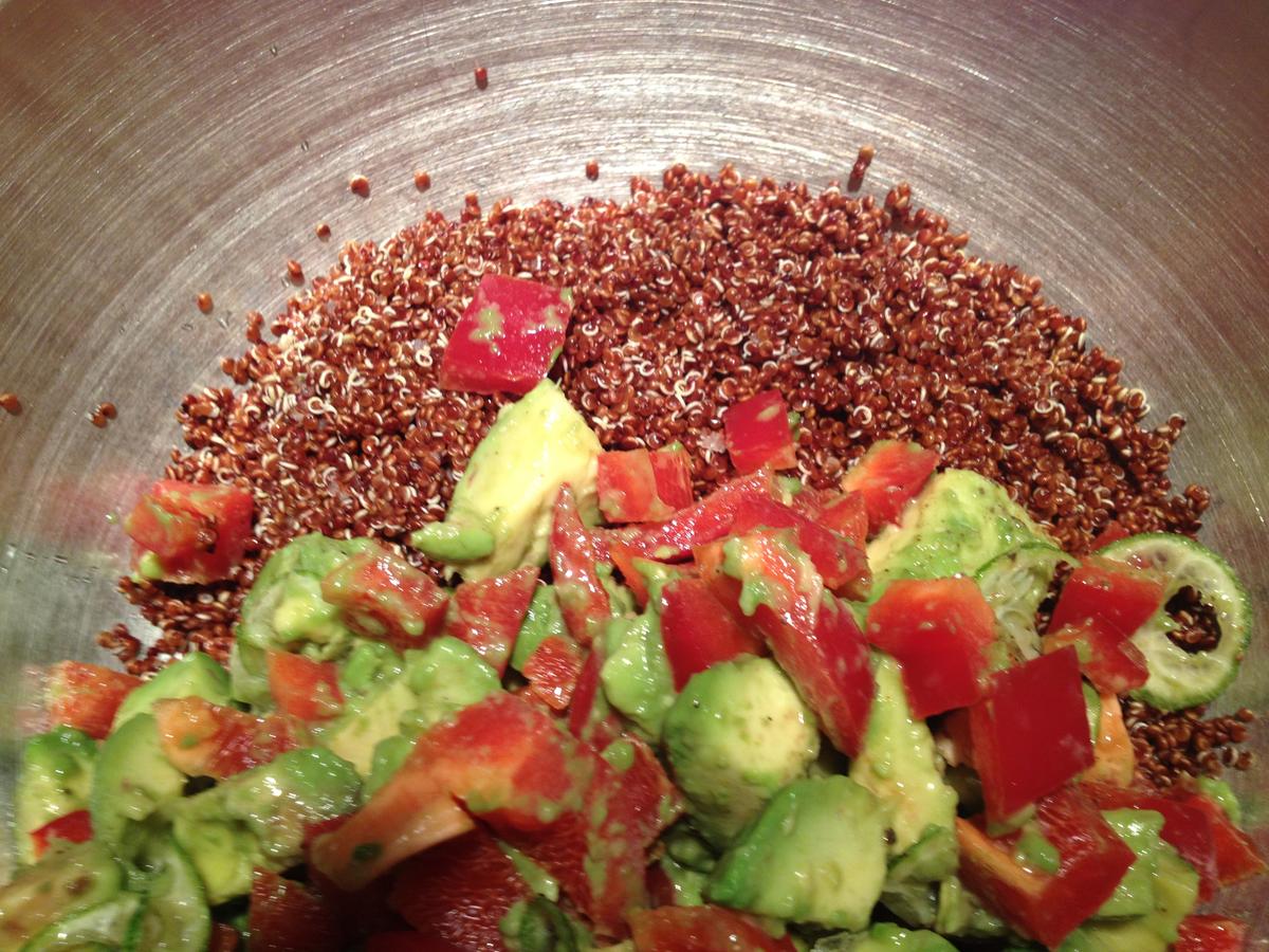 Combava Garnelen auf Quinoa-Avocadosalat - Rezept - Bild Nr. 4046