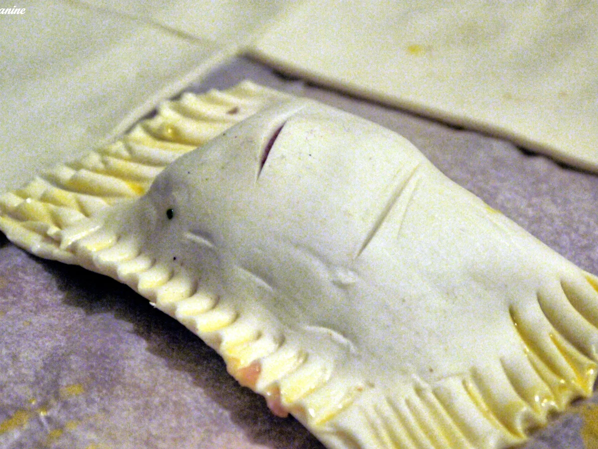 Blätterteigtaschen, mit Hackfleisch gefüllt - Rezept - Bild Nr. 4051