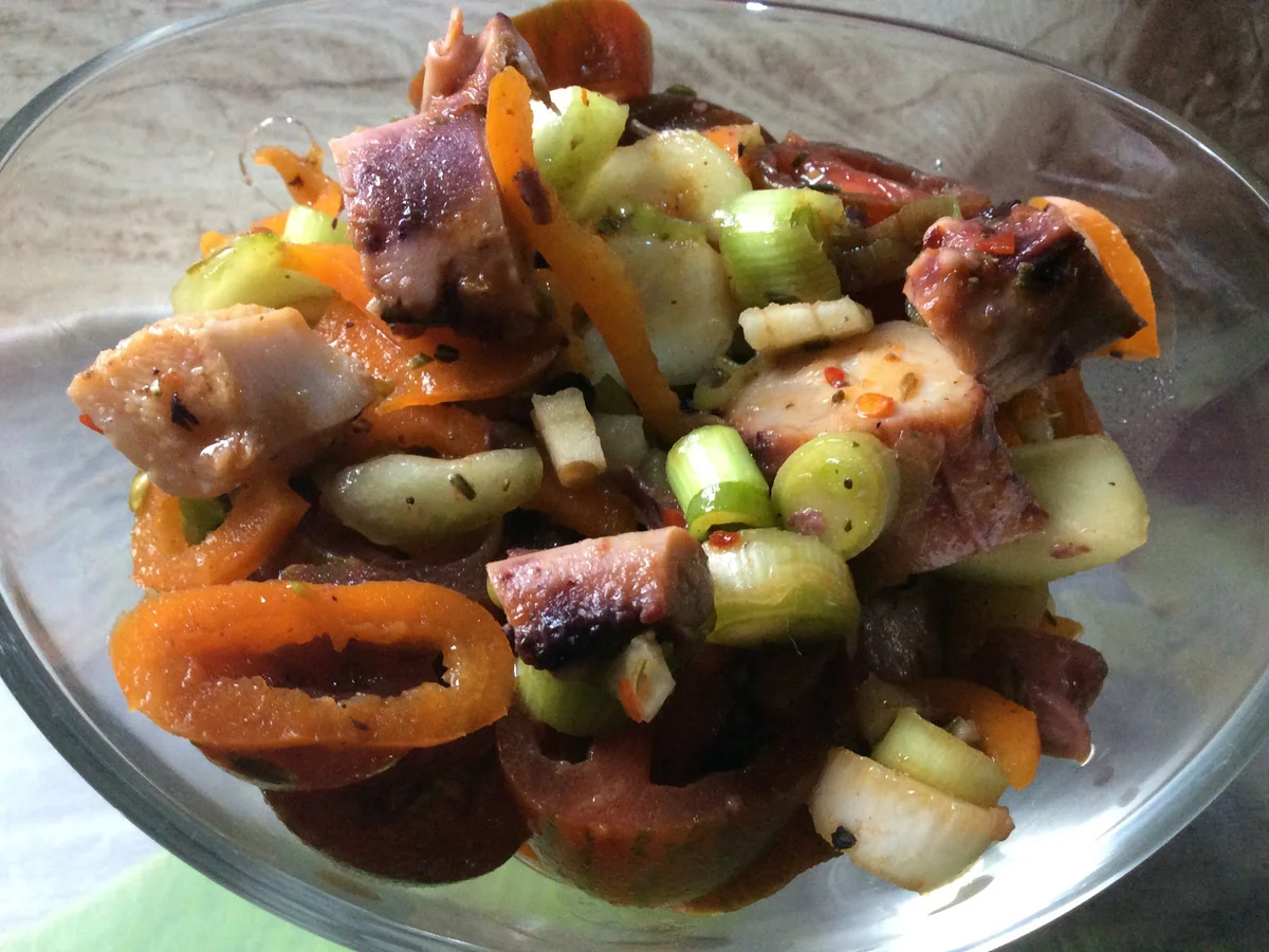 Rezept: Tintenfisch Salat Bild Nr. 4041 Tintenfisch Salat - Rezept - Bild Nr. 4041