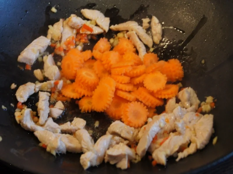 Putenbrustfilet mit Wokgemüse - Rezept - Bild Nr. 4059