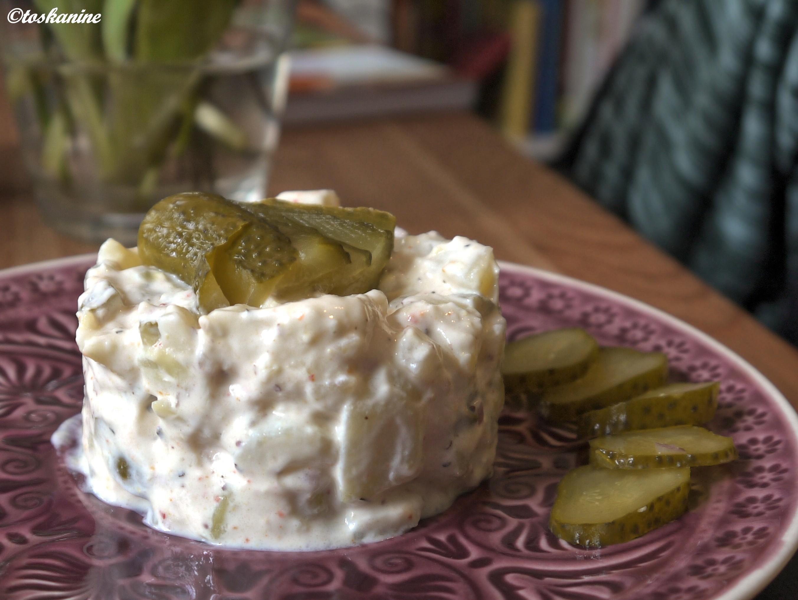 Bilder für Leichter, aber sehr pikanter Kartoffelsalat - Rezept