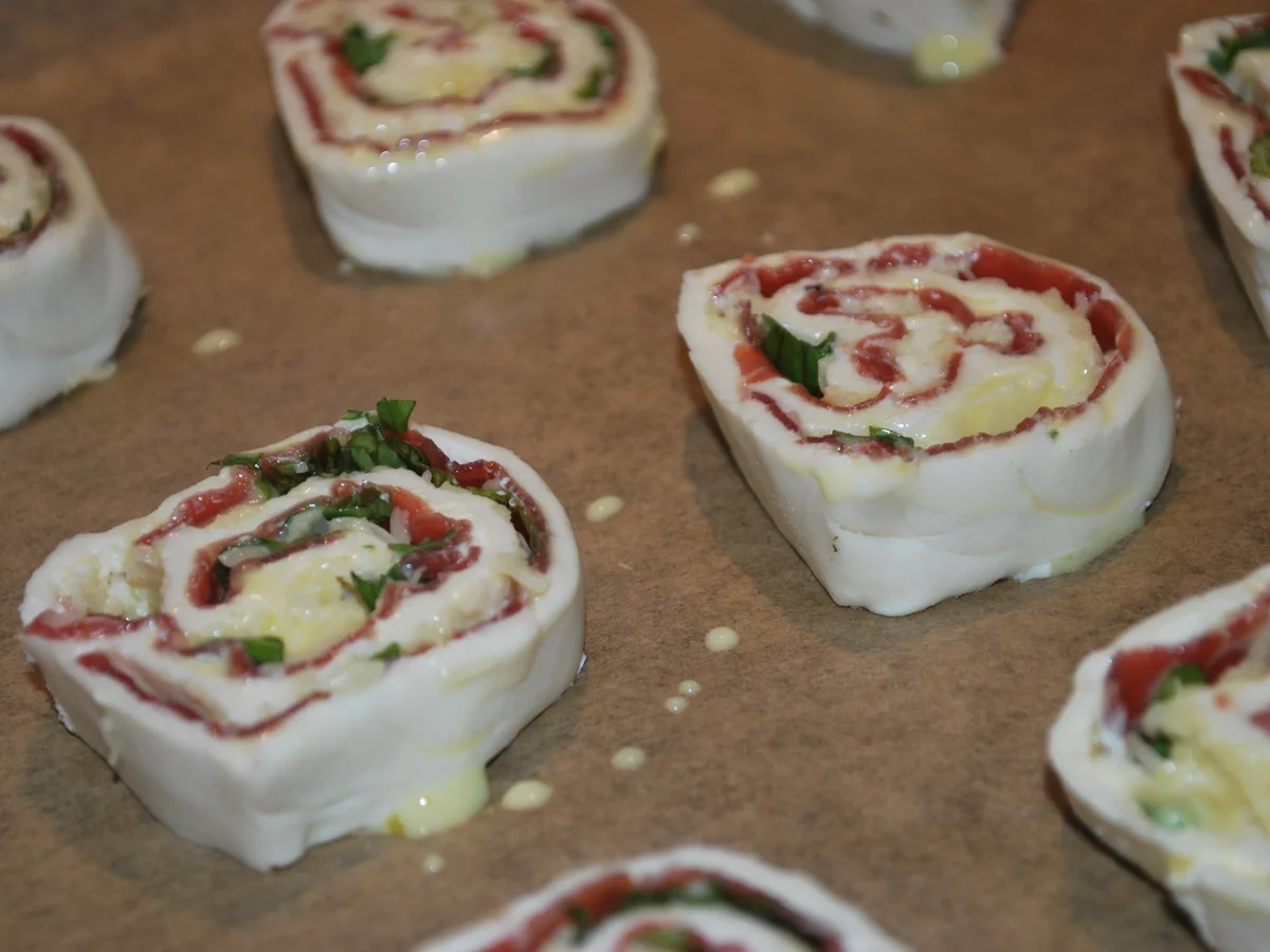 Rezept: Bresaola-Schnecken Bild Nr. 4102 Bresaola-Schnecken - Rezept - Bild Nr. 4102