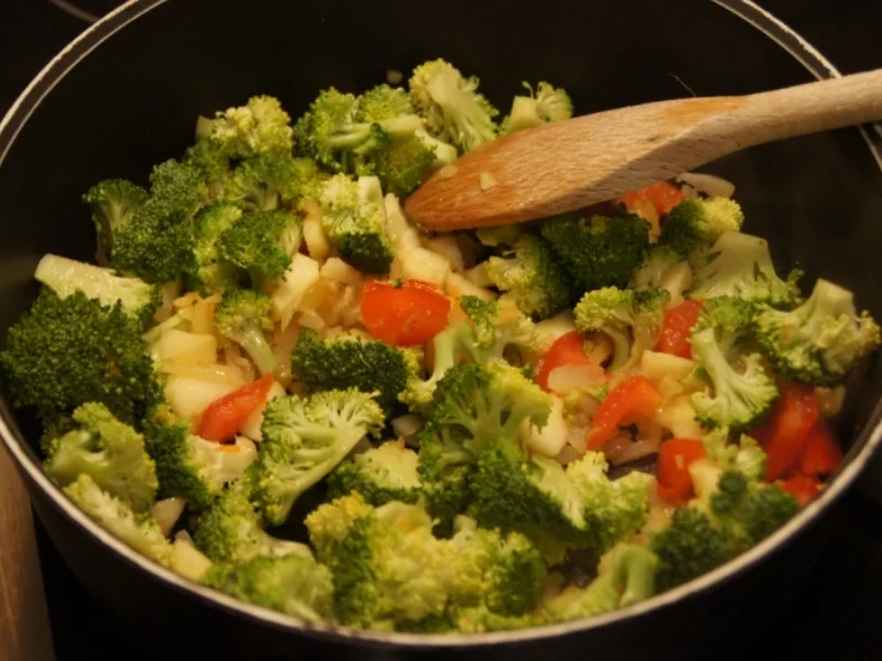 Schnelle Brokkolipfanne - Rezept - Bild Nr. 4111