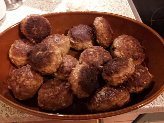 Rezept: Beste Frikadellen Bild Nr. 4181 Beste Frikadellen - Rezept - Bild Nr. 4181