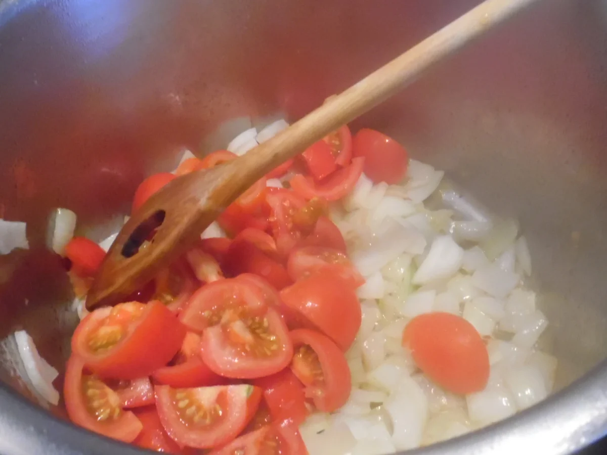 Rezept: Tomatensoße Bild Nr. 4157 Tomatensoße - Rezept - Bild Nr. 4157