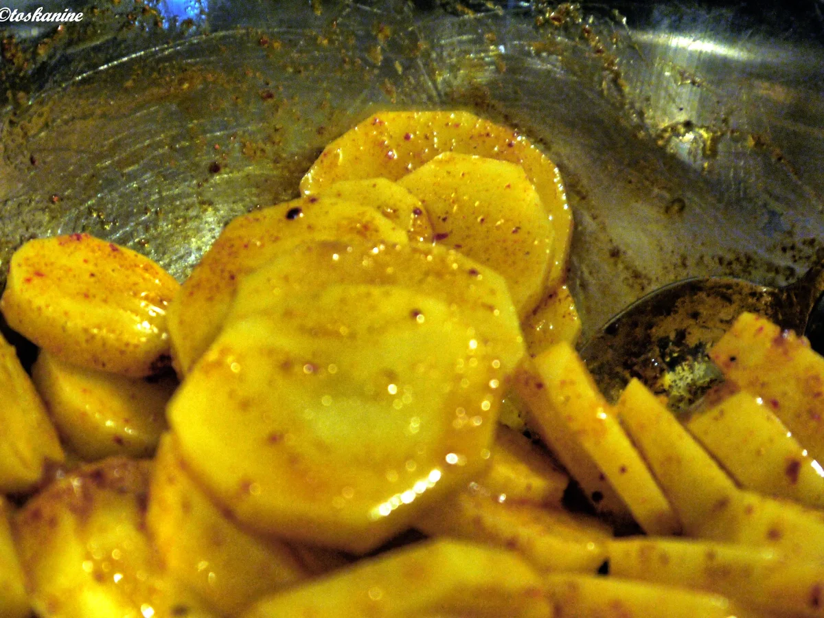 Rezept: Pikante Kartoffelscheiben aus dem Backofen Bild Nr. 4174 Pikante Kartoffelscheiben aus dem Backofen - Rezept - Bild Nr. 4174