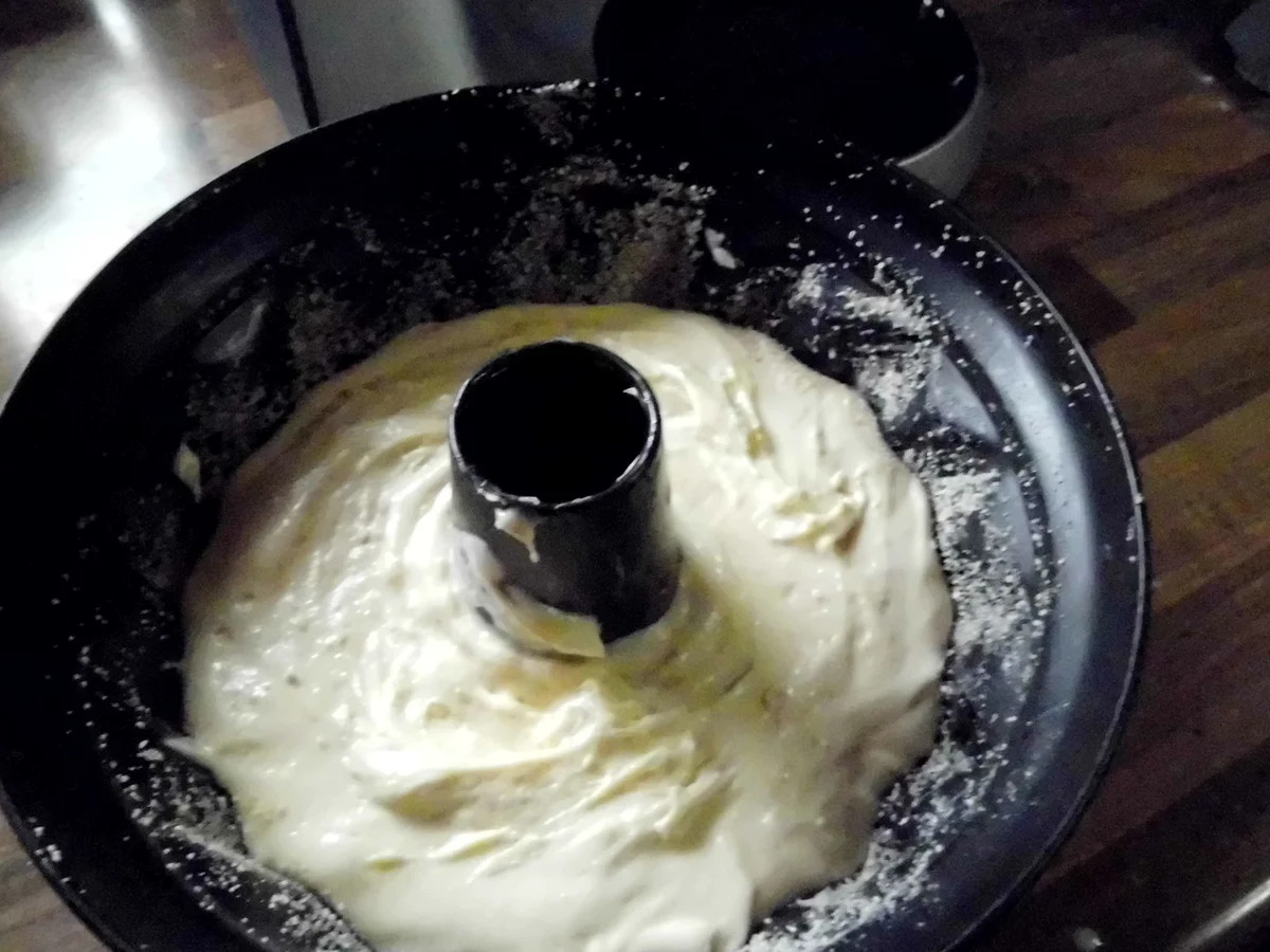 Rezept: Quark-Rührtteig- Guglhupf Bild Nr. 4195 Quark-Rührtteig- Guglhupf - Rezept - Bild Nr. 4195