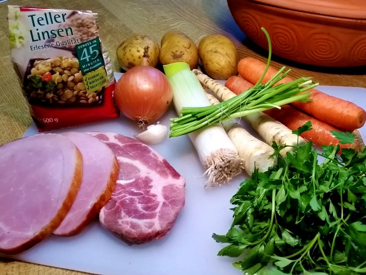 Rezept: Linsensuppe aus dem Römertopf Bild Nr. 4197 Linsensuppe aus dem Römertopf - Rezept - Bild Nr. 4197