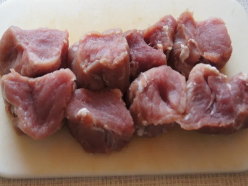 Schweinefilet mit Preiselbeersauce und Vitelotten *) - Rezept - Bild Nr. 4202