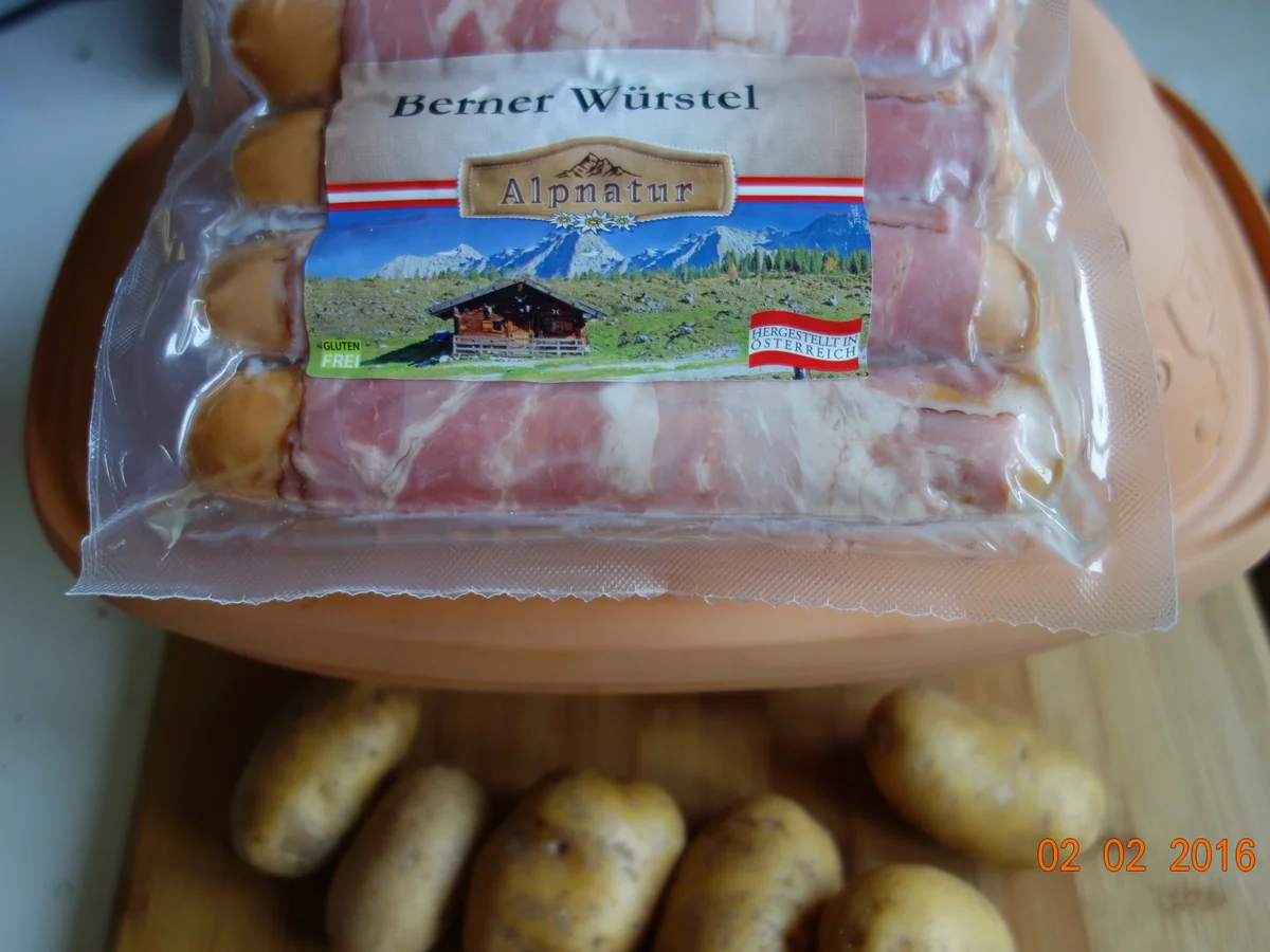 Rezept: Römertopf - Berner Würstel im Römi Bild Nr. 4203 Römertopf - Berner Würstel im Römi - Rezept - Bild Nr. 4203