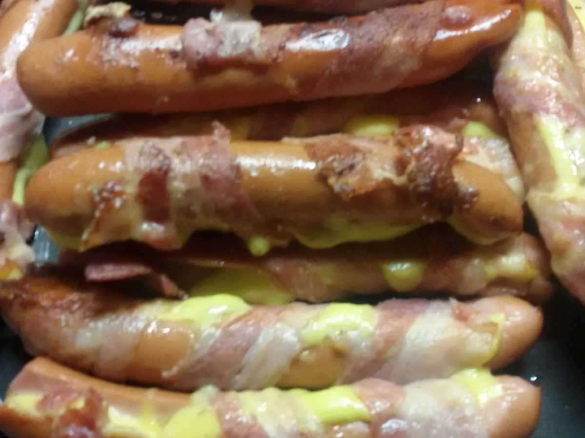 Würstchen mit Bacon und Käse - Rezept - Bild Nr. 4229