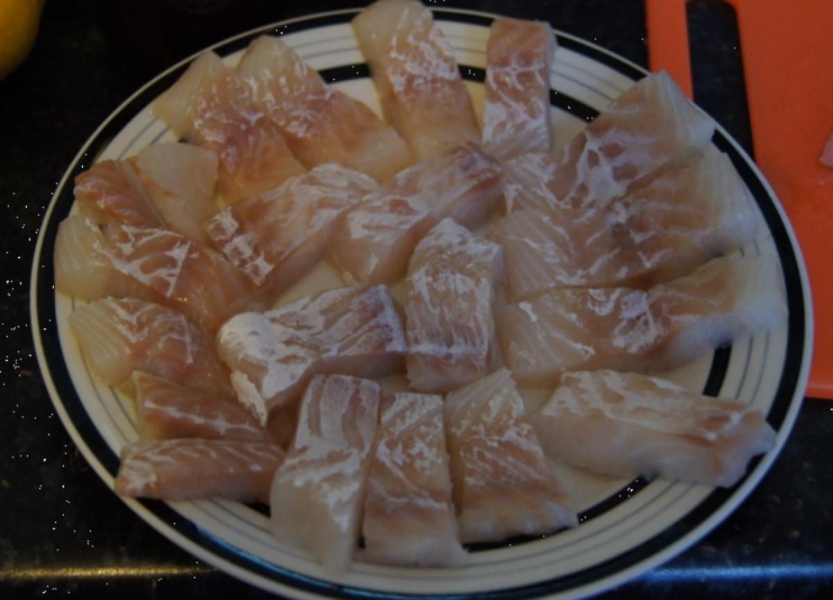 Gebackene Fischsticks mit Süßkartoffelstampf und Rotkohl - Rezept - Bild Nr. 4236