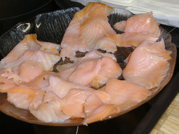 Blätterteig Taschen gefüllt mit Lachs und Frischkäse - Rezept - kochbar.de