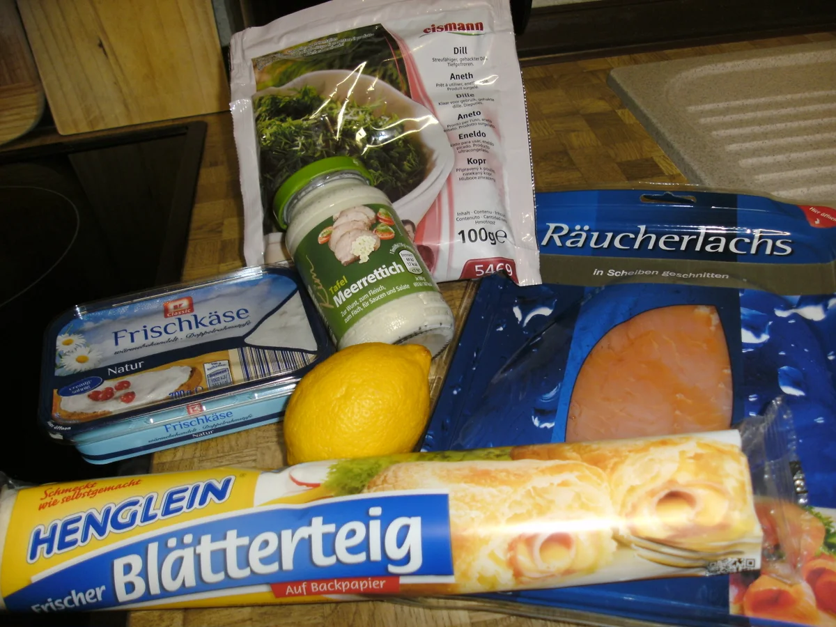 Blätterteig Taschen gefüllt mit Lachs und Frischkäse - Rezept - Bild Nr. 3742