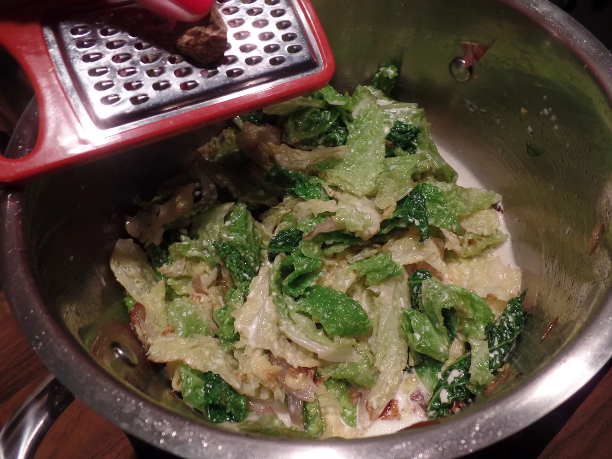 Saftiges Rinderfilet auf Wirsing und  Fächerkartoffeln mit Parmesan gratiniert - Rezept - Bild Nr. 4243