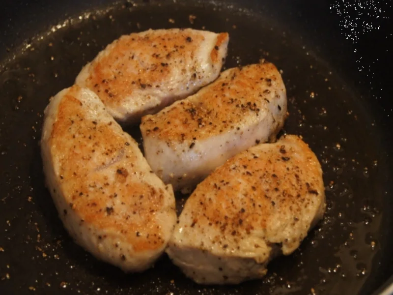 Puten-Ministeaks mit Zucchini-Champignon-Gemüse - Rezept - Bild Nr. 4272