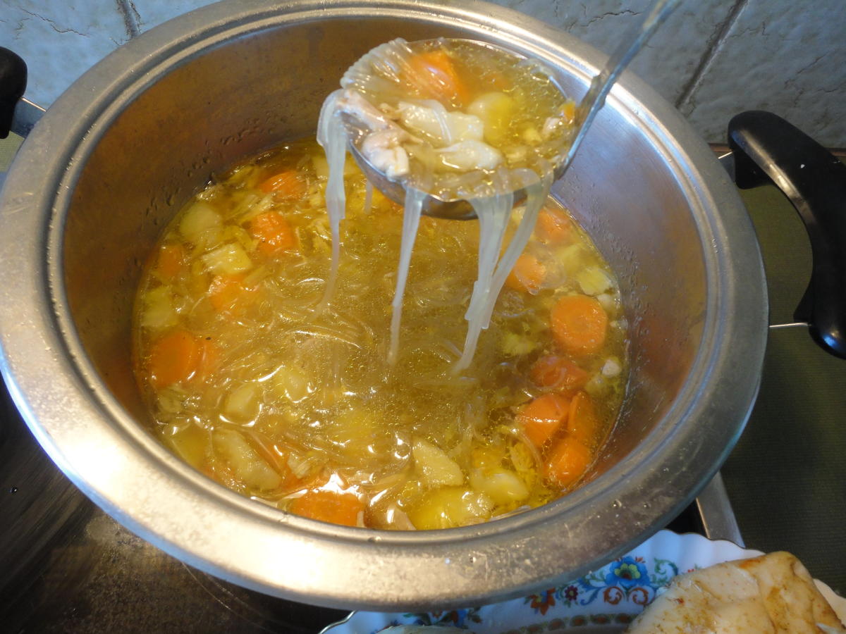 Hühner Suppe mit Asiatouch - Rezept - Bild Nr. 4320