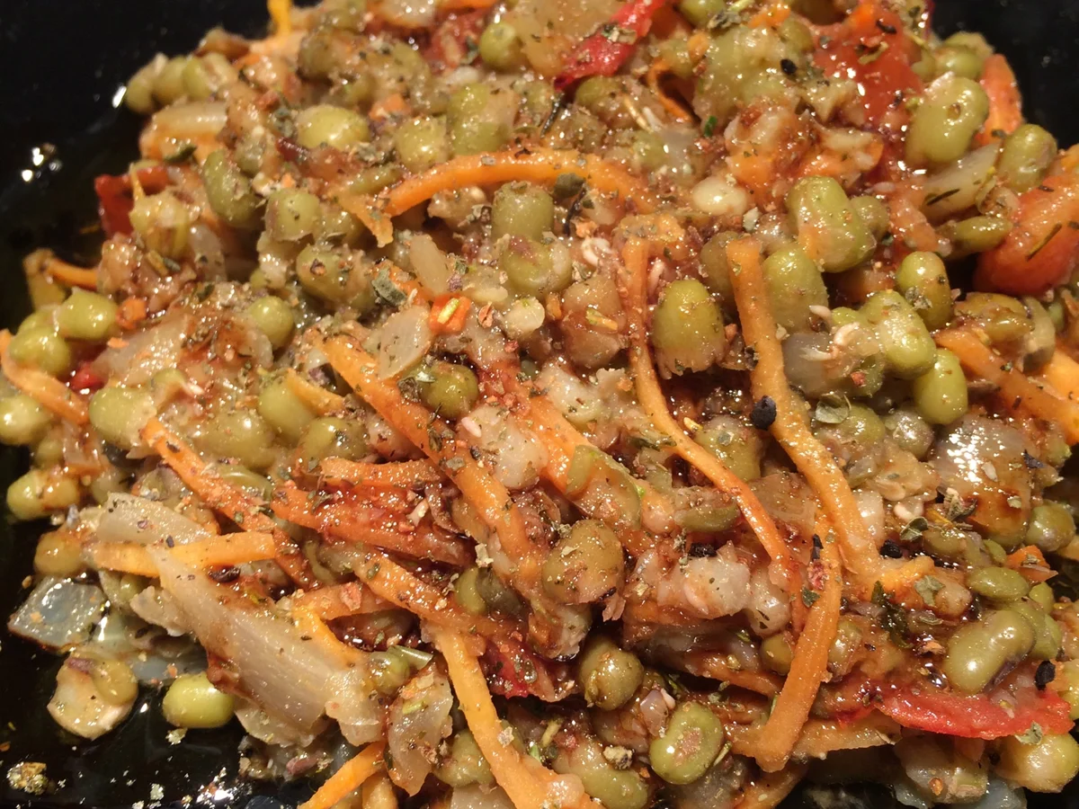 Rezept: Mungobohnen mit Balsamicodressing und Salbei Bild Nr. 4340 Mungobohnen mit Balsamicodressing und Salbei - Rezept - Bild Nr. 4340