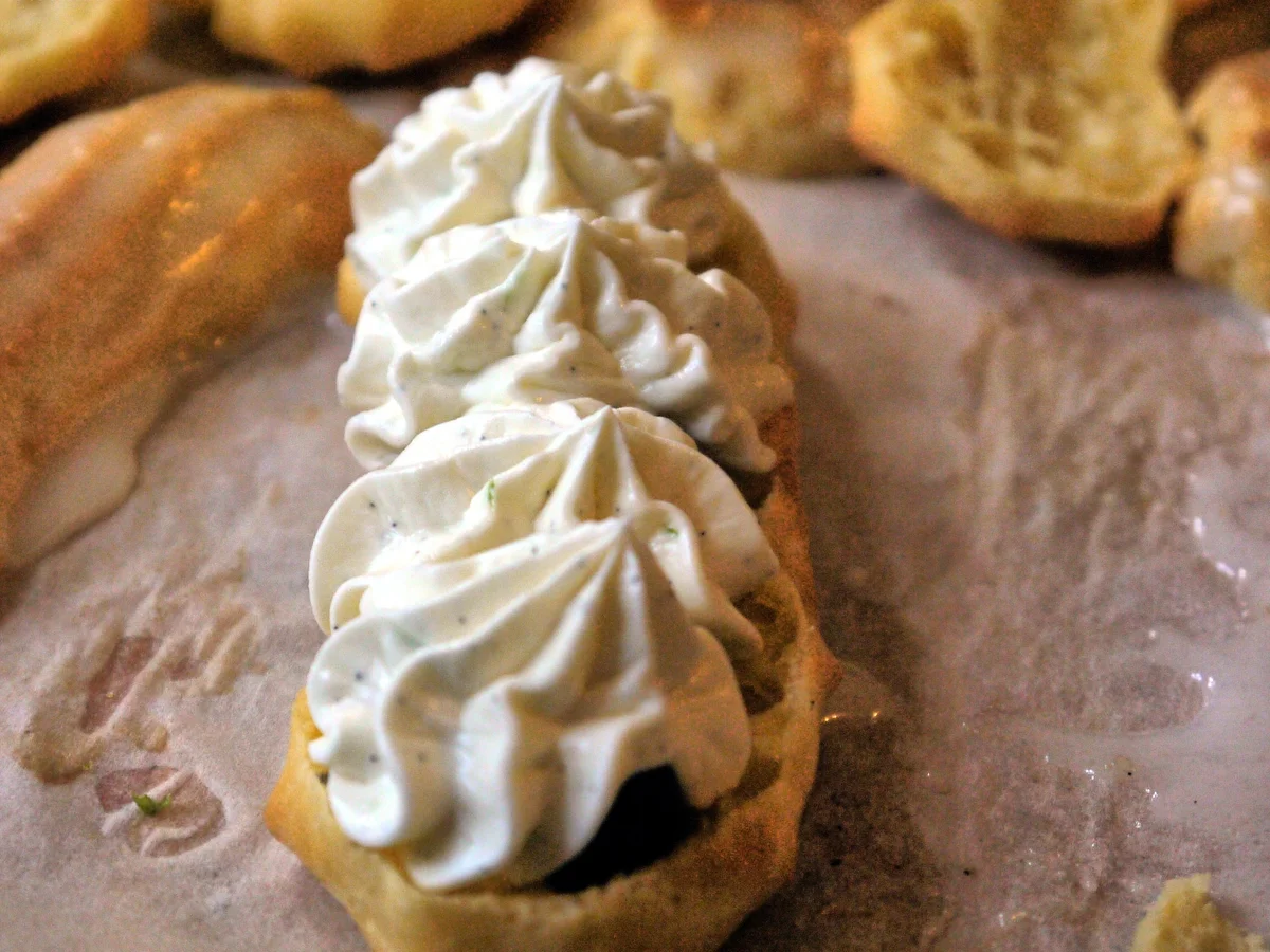 Heidelbeer-Eclairs - Rezept - Bild Nr. 4365
