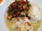 Zweierlei Fisch mit Mango-Kokos-Soße und Champignon-Paprika-Mix - Rezept - Bild Nr. 4346