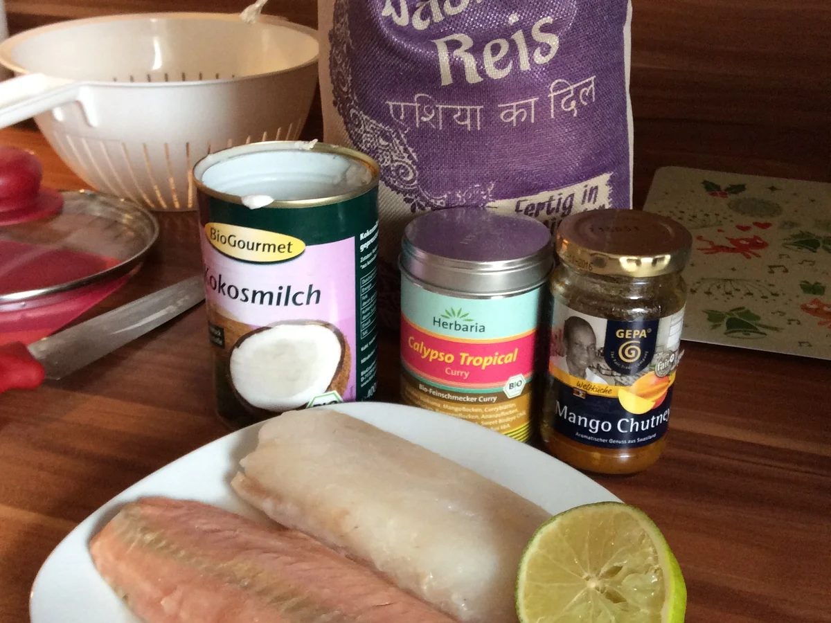 Zweierlei Fisch mit Mango-Kokos-Soße und Champignon-Paprika-Mix - Rezept - Bild Nr. 4353