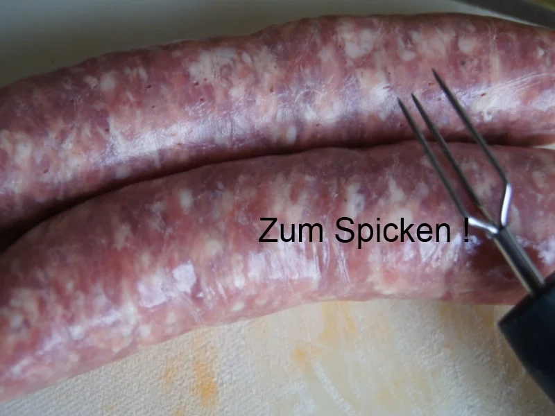 Rezept: Bratwurst mit Erbsen-Möhrenblütengemüse Bild Nr. 4380 Bratwurst mit Erbsen-Möhrenblütengemüse - Rezept - Bild Nr. 4380