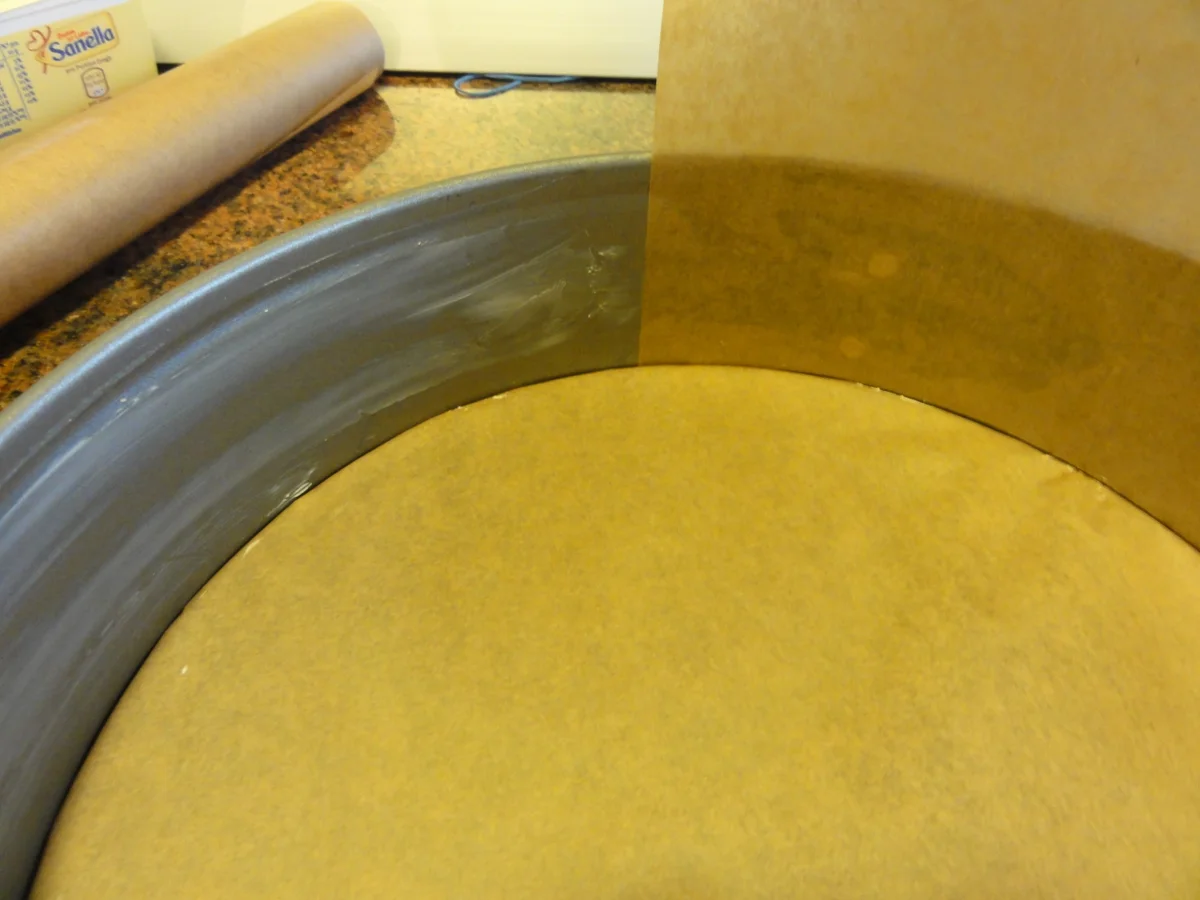 Biskuit:   2-stöckige  TAUFTORTE  (für unseren Enkel) - Rezept - Bild Nr. 4387