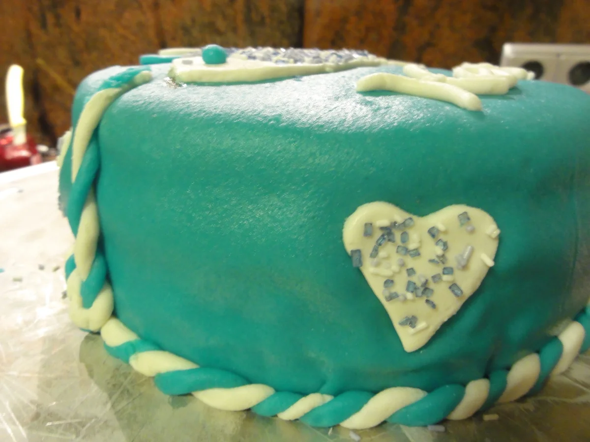 Biskuit:   2-stöckige  TAUFTORTE  (für unseren Enkel) - Rezept - Bild Nr. 4392