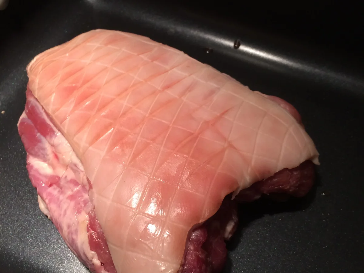 Rezept: Spanferkel mit Dattelfüllung Bild Nr. 4386 Spanferkel mit Dattelfüllung - Rezept - Bild Nr. 4386